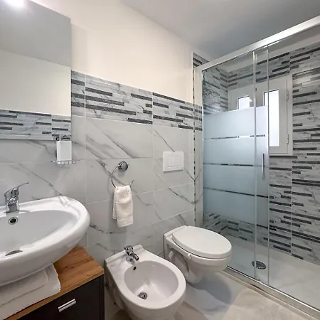 Le 3 Gemme Apartment *